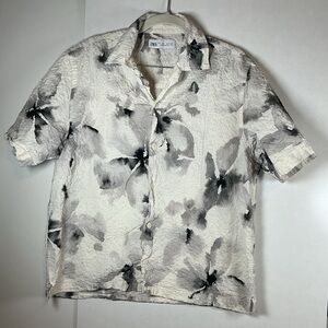 Zara Black and White Casual Button Down Shirt A0208